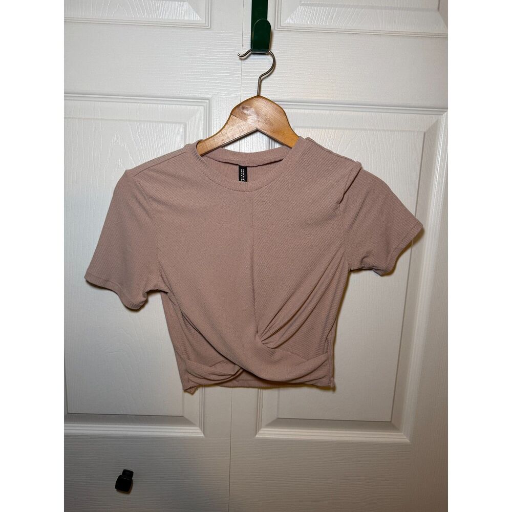 H&M Divided Ribbed Twist Front Crop Top Pink Blush Short Sleeve Size S